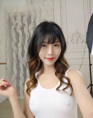 宝贝腿开大点我添添摸摸过程