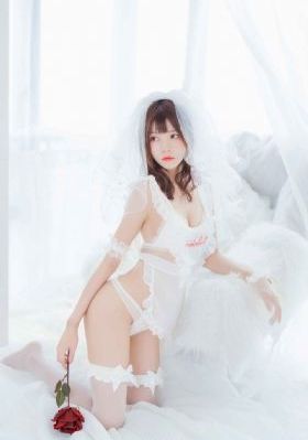 贝拉卢娜