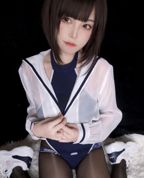 美女的让男人桶爽动漫