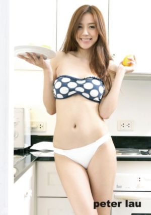 漂亮的女邻居4